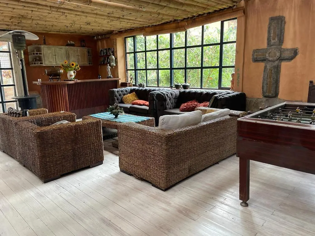 La Antigua Hotel De Montana Κίτο 4*,