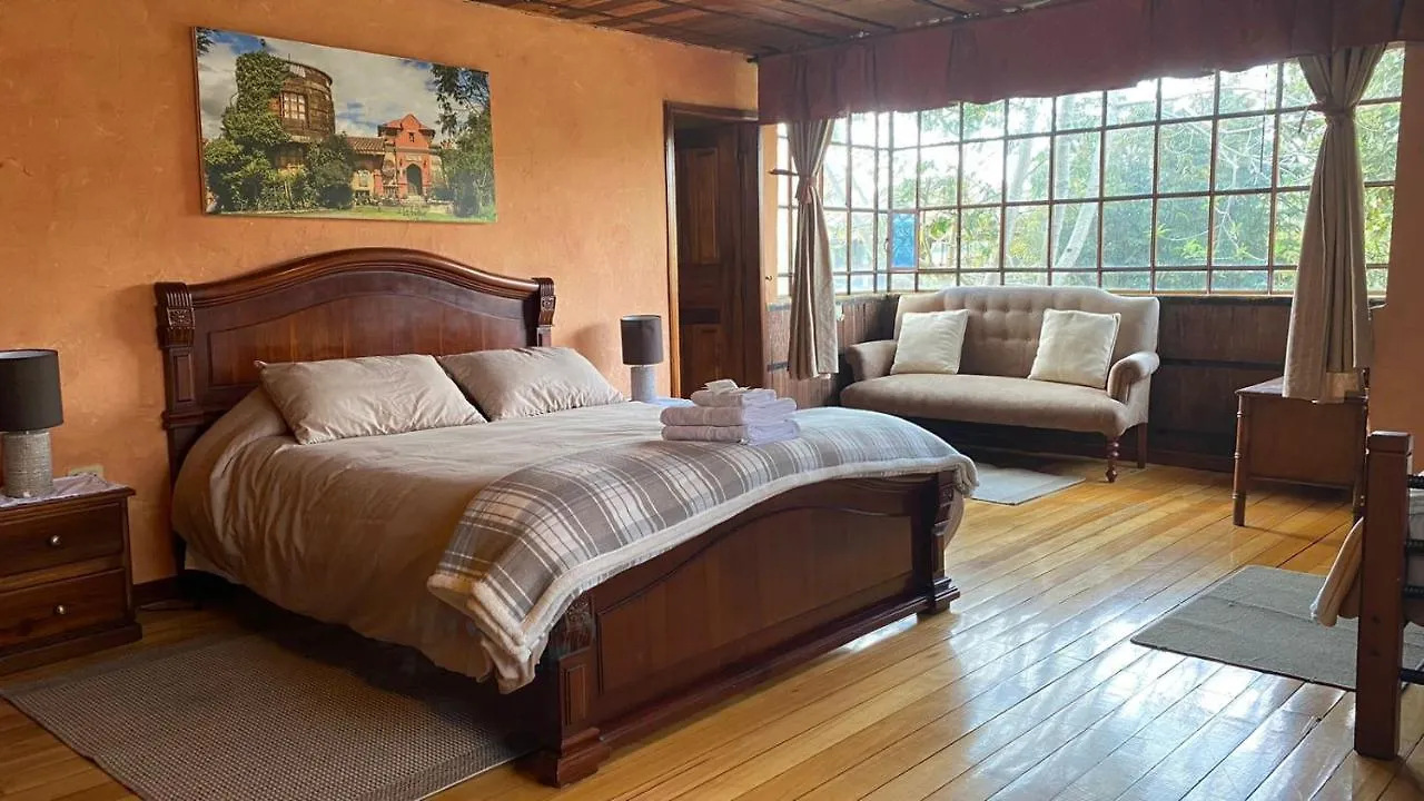 La Antigua Hotel De Montana Κίτο