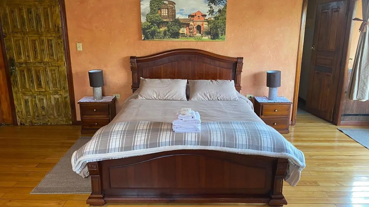 La Antigua Hotel De Montana Κίτο